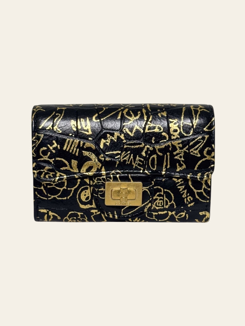 Calfskin Crocodile Embossed Graffiti 2.55 Reissue Flap Card Holder Black Gold