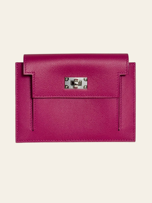 Hermès Kelly Pocket Compact Wallet Rose Pourpre Epsom — front view in Rose Pourpre Epsom leather with the Kelly turn-lock closure in palladium hardware.