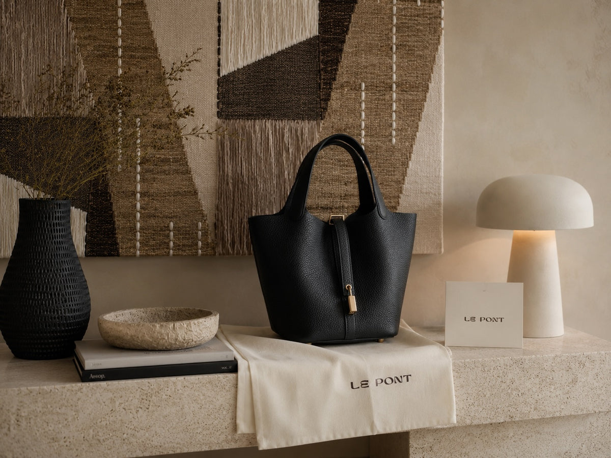 Le Pont editorial image